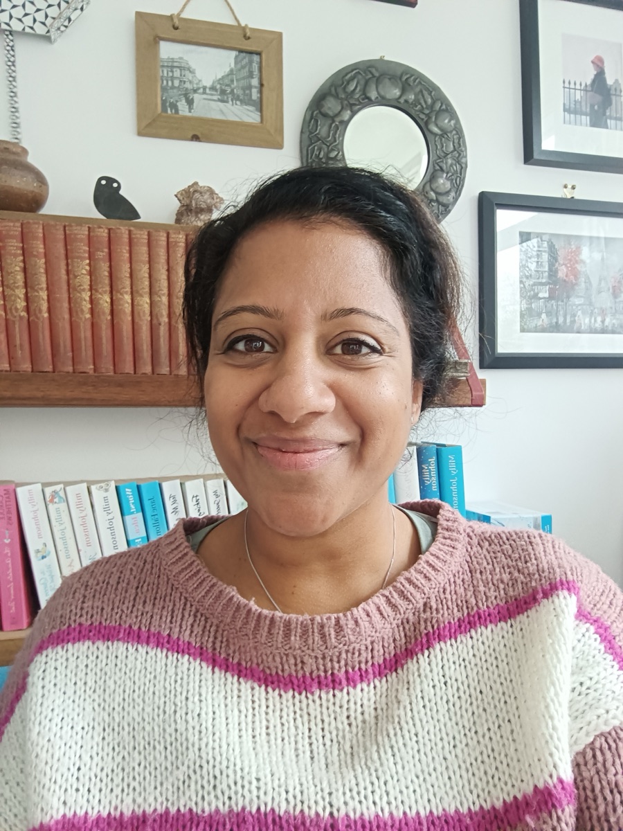 Shaz Isaac, IFS and somatic trauma therapist at Healing River Therapy in Loughton